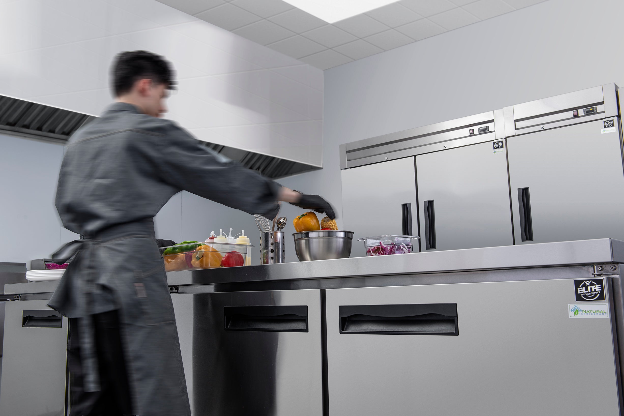 Unleashing the Power of Efficiency: The Benefits of Undercounter Refrigeration for Commercial Kitchens