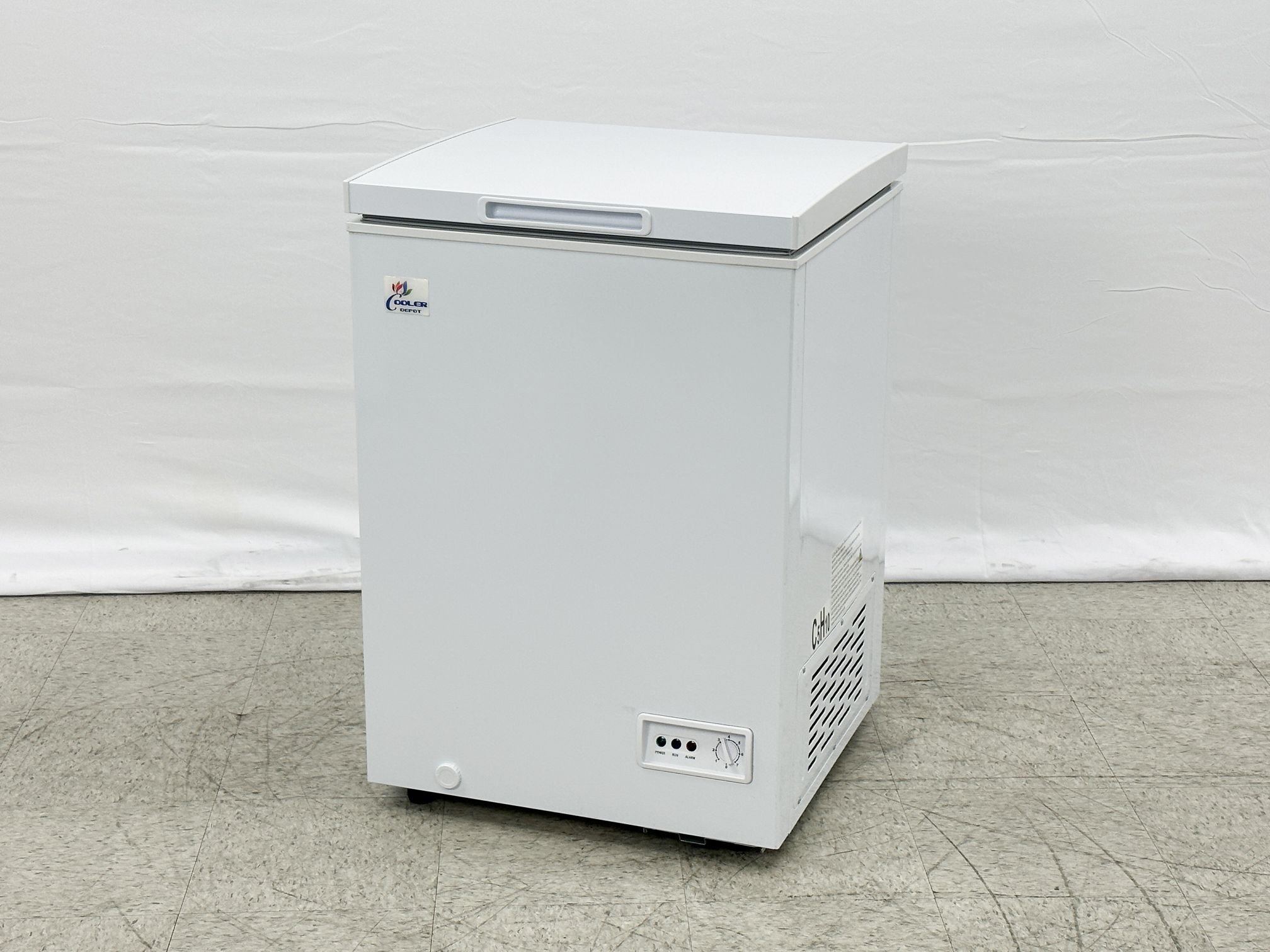 CSA Single Door food Chest Freezer 3.5 Cu Ft XF-95