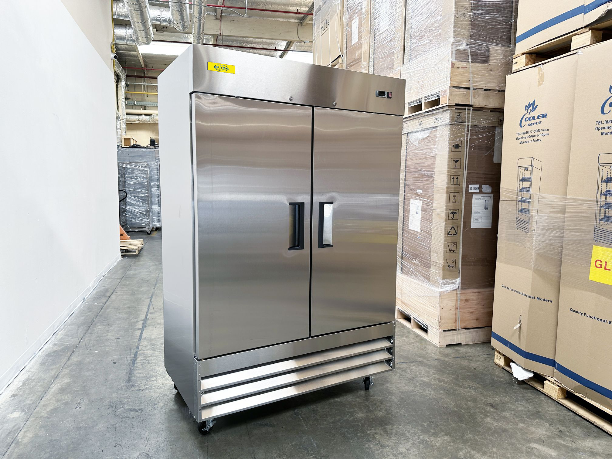 NSF commercial Reach In 2 door freezer XB54F